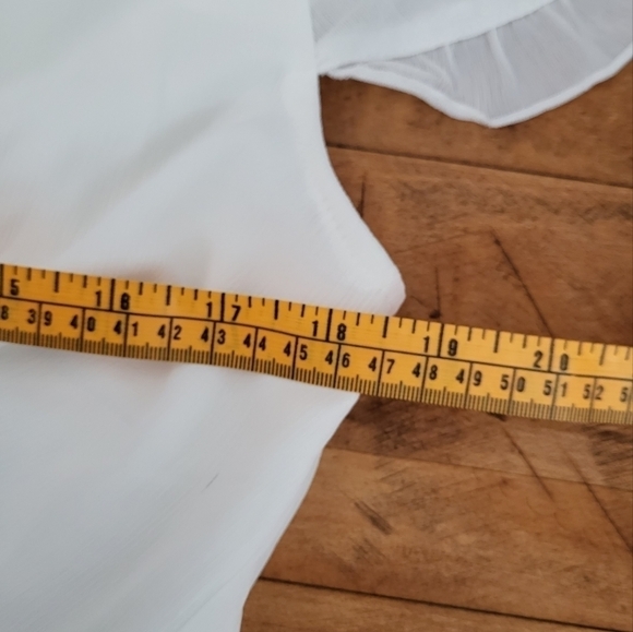 Pretty Garden Front Tie Smocked Chiffon Layered Skater Dress - Picture 11 of 15